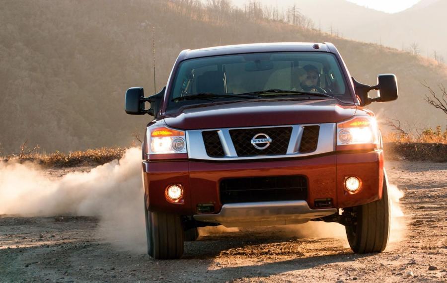  Nissan Titan Pickup 2013 года  (фото 33 из 43)